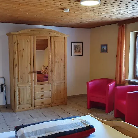 Gaestehaus Drahrer - Chiemgau Karte Apartmán