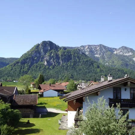Gaestehaus Drahrer - Chiemgau Karte Apartmán *